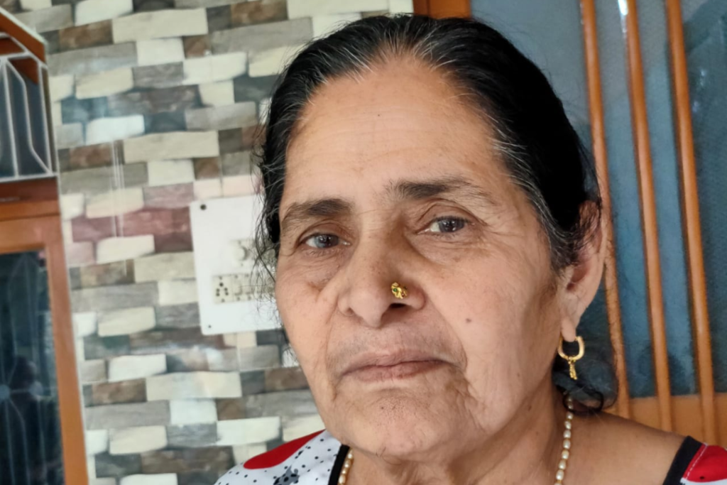 Loot डकैती से जुड़ी गांवों की बातें बतातीं शकुंतला देवी।