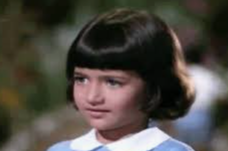 Sarika बाल कलाकार के तौर पर एक फिल्म में।